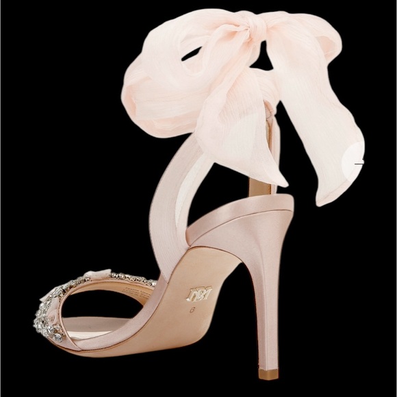 Badgley Mischka Bobbie Statement Bow Strap Stiletto - Picture 13 of 15